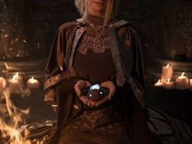 一周精美COSPLAY作品集:紧致连体战衣的美女魔女!